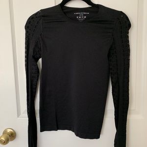 Form+Focus Black Long Sleeve Size S/M